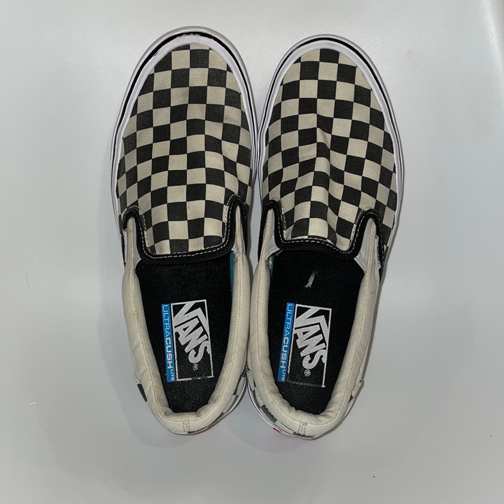 Womens Black and White Vans, Size 8